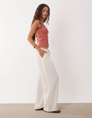 Miss Selfridge Petite linen blend pull on pants in ivory