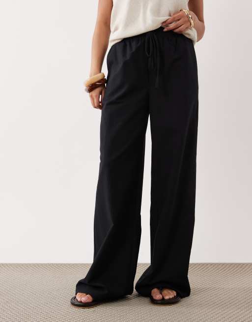 Miss Selfridge Petite linen blend wide leg trouser in black, 3 of 5