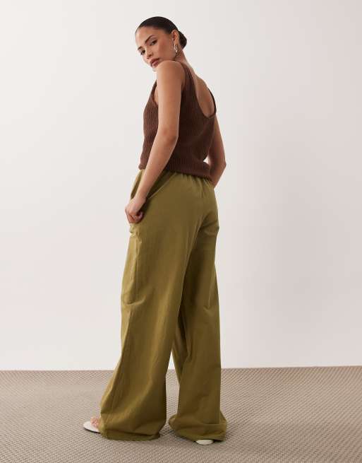 Miss Selfridge Petite linen blend wide leg trouser in olive, 5 of 5