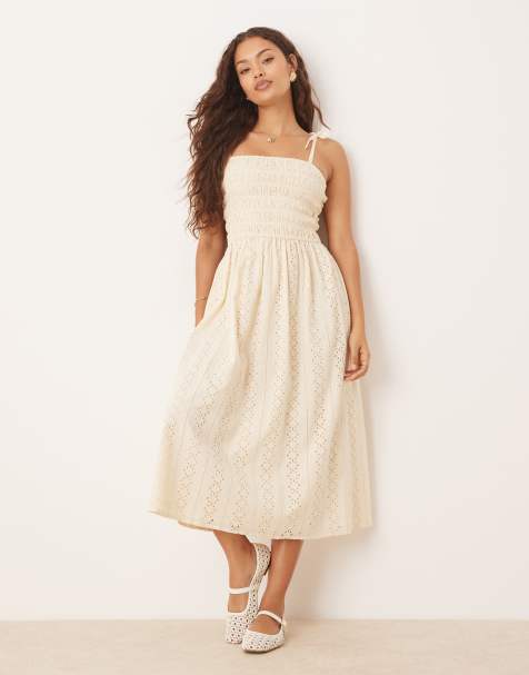 Miss Selfridge Petite - Lysegul maxikjole med broderie anglaise og stropper - view 1
