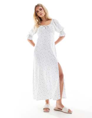 Miss Selfridge Petite - Maxi-Freizeitkleid in Blau mit Blümchenprint-Bunt