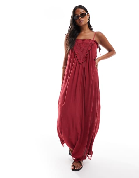 Miss Selfridge Petite – Maxi-Trägerkleid in Rot mit Rückendetail aus Satin - view 1