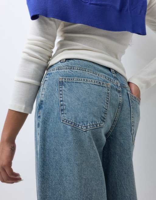 Miss Selfridge petite mid rise baggy jeans in vintage blue wash, 4 of 5