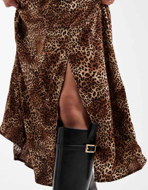 Miss Selfridge Petite - Midaxi jurk in dierenprint, 4 van 4