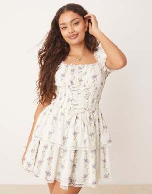 Miss Selfridge Petite - Minikleid mit geblümtem Tapetenmuster in Blau und Korsettdetail-Bunt