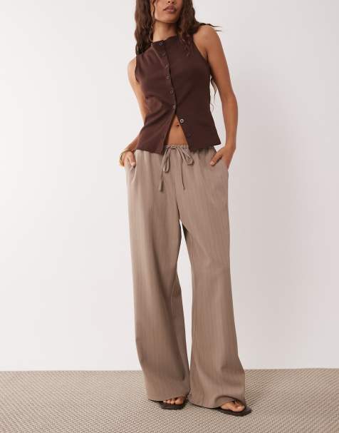 Miss Selfridge Petite - Neutrale skræddersyede pull on-bukser med nålestriber - view 1