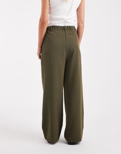 Miss Selfridge Petite – Olivgröna, figursydda byxor med vida ben, 5 av 5