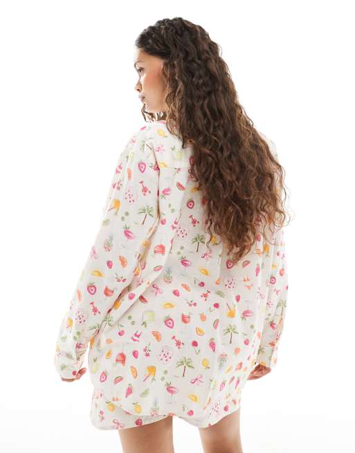 Miss Selfridge Petite oversized shirt in fruit print, 2 of 4