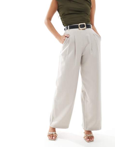 Miss Selfridge Petite - Pantalon ample ajusté à fines rayures - Beige - view 1