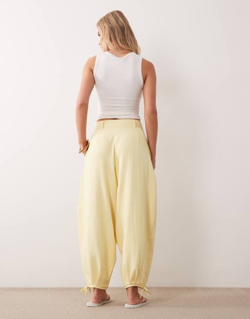 Miss Selfridge Petite - Pantalon habillé bouffant - Babeurre, 3 de 5