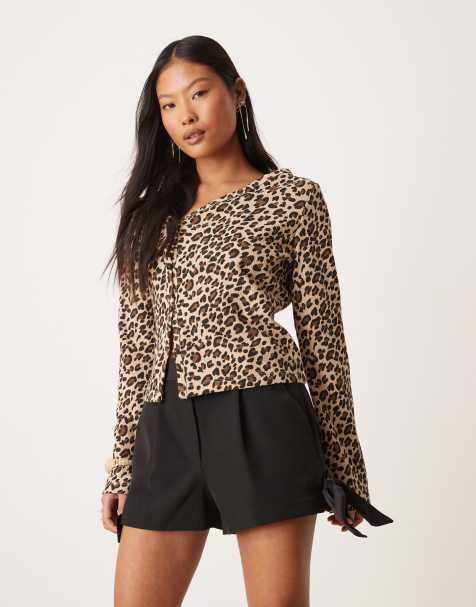 Miss Selfridge Petite - Pantaloncini sartoriali neri con fiocchi - view 1
