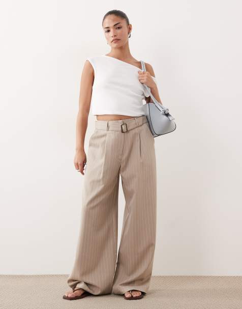 Miss Selfridge Petite - Pantaloni sartoriali a fondo ampio color cammello gessato con fibbia - view 1