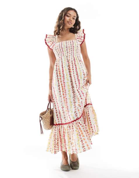 Miss Selfridge Petite poplin maxi dress in fruit print - view 1