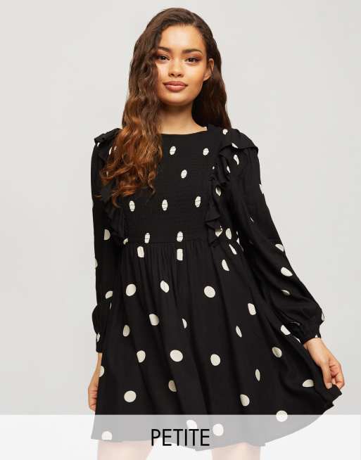 Miss Selfridge Petite - Robe babydoll à volants et à pois - Noir
