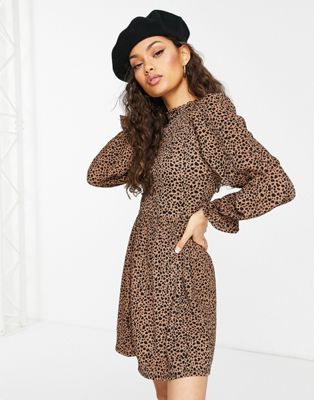 Femme Miss Selfridge Petite - Robe courte avec col montant à imprimé léopard