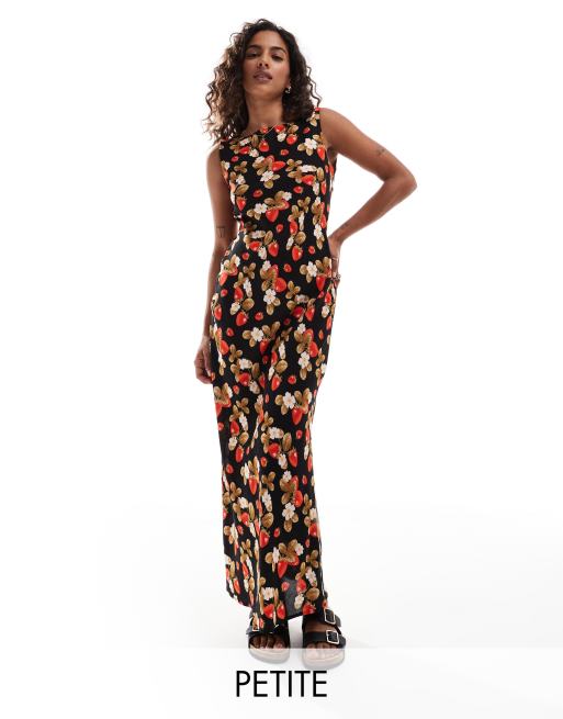 Miss Selfridge Petite - Robe longue à imprimé fleurs et fraises avec encolure bateau et dos échancré