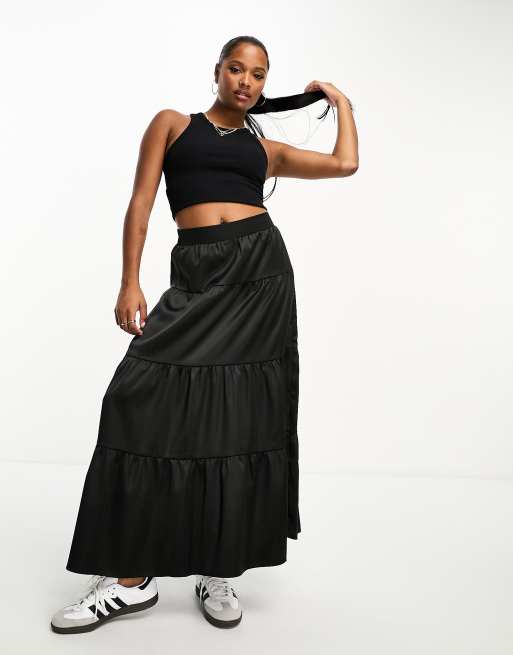 Miss Selfridge Petite - Satijnen maxi rok met stroken in zwart, 2 van 4
