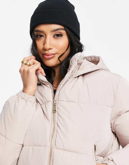 Short Hooded Puffer Jacket