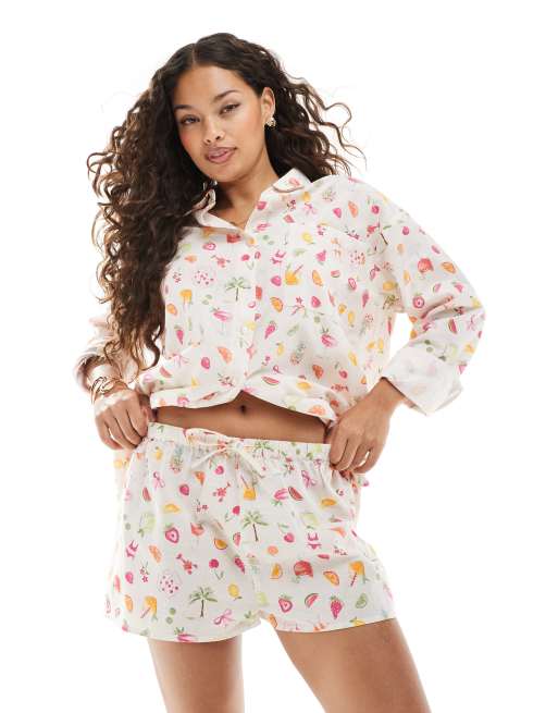 Miss Selfridge Petite shorts in fruit print, 4 of 5