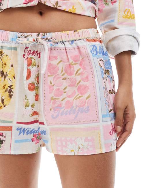 Miss Selfridge Petite shorts in postcard print, 5 of 5