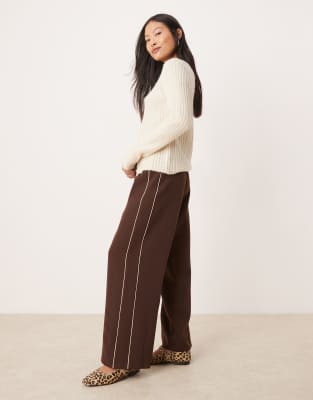 Miss Selfridge Petite Side Stripe Sweatpants In Chocolate-brown