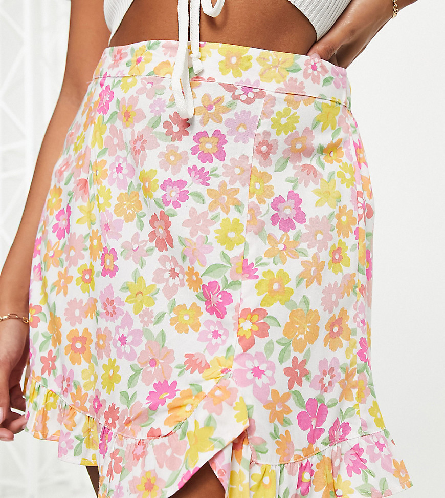 Miss Selfridge Petite split frill hem mini skirt in pink ditsy floral-Multi