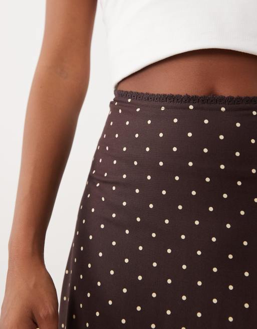 Miss Selfridge Petite spun column maxi skirt with slit in polka dots, 3 of 5