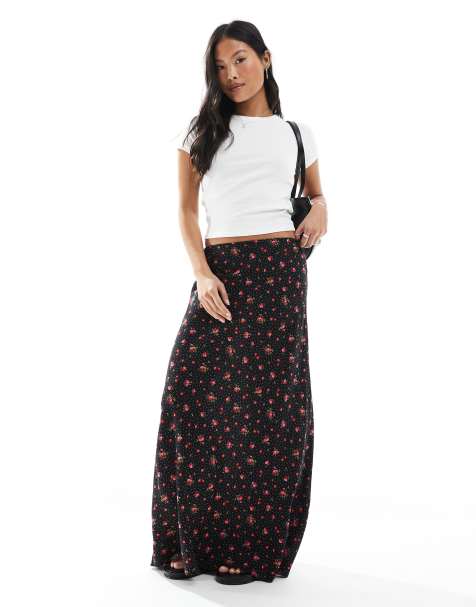 Miss Selfridge Petite spun maxi skirt in black heart print - view 1