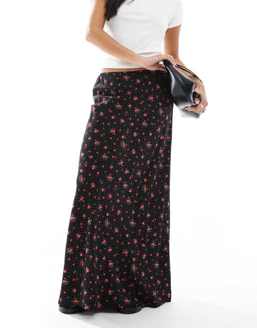Miss Selfridge Petite spun maxi skirt in black/heart print, 2 of 5