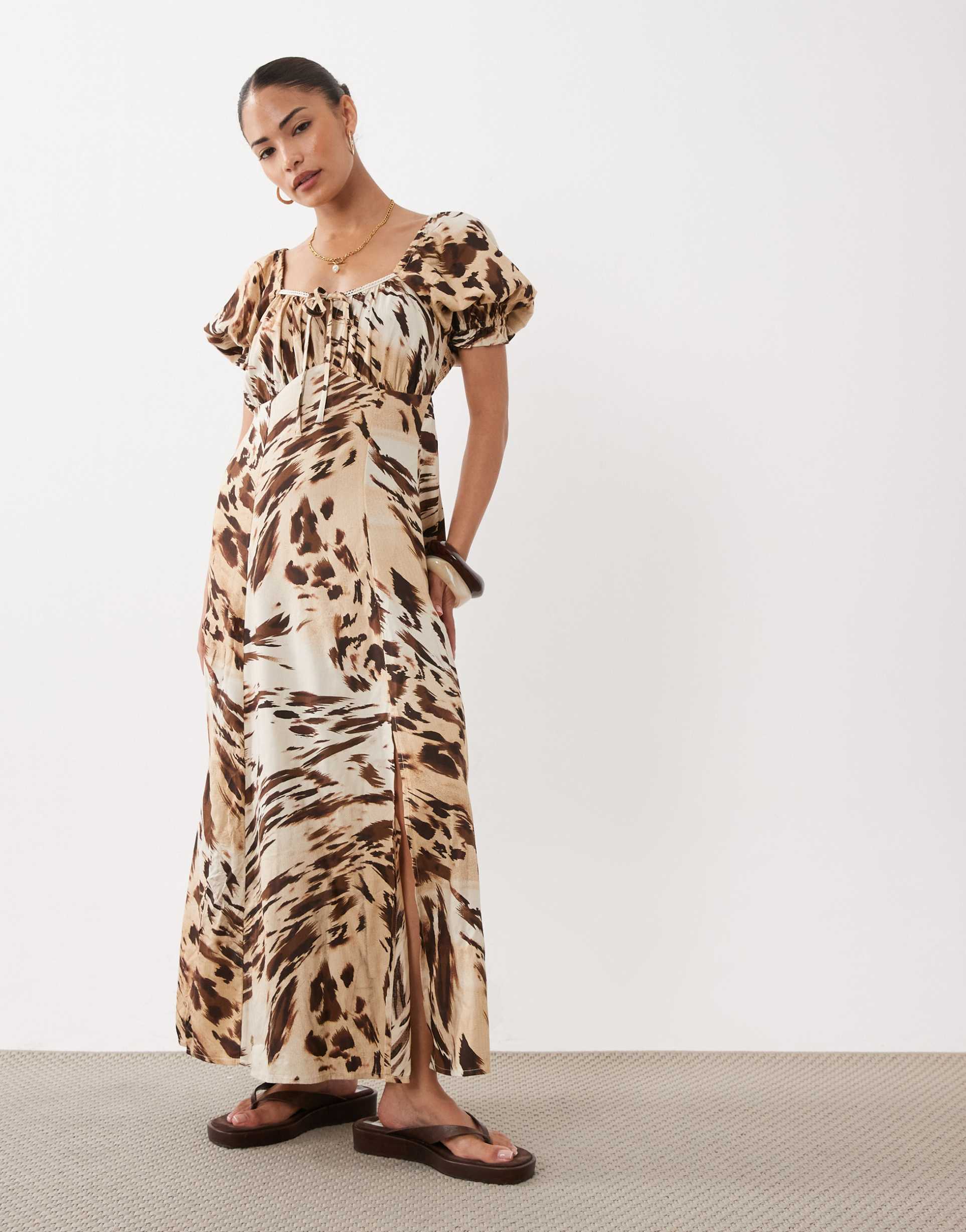 miss selfridge petite spun puff sleeve maxi dress in animal