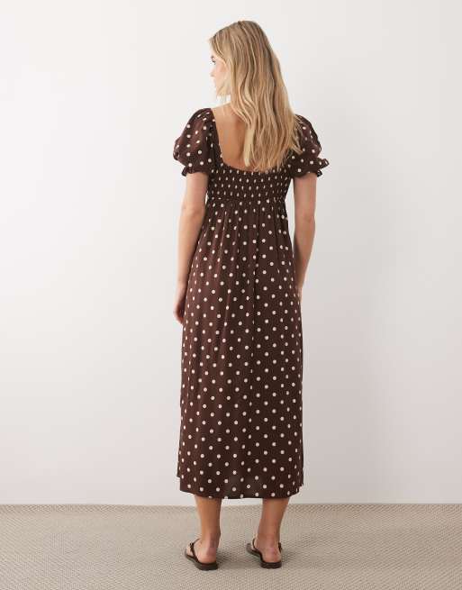 Miss Selfridge petite spun puff sleeve maxi dress in choc polka dot, 4 of 4