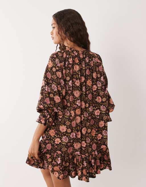 Miss Selfridge Petite spun smock dress in 70's floral, 3 of 4