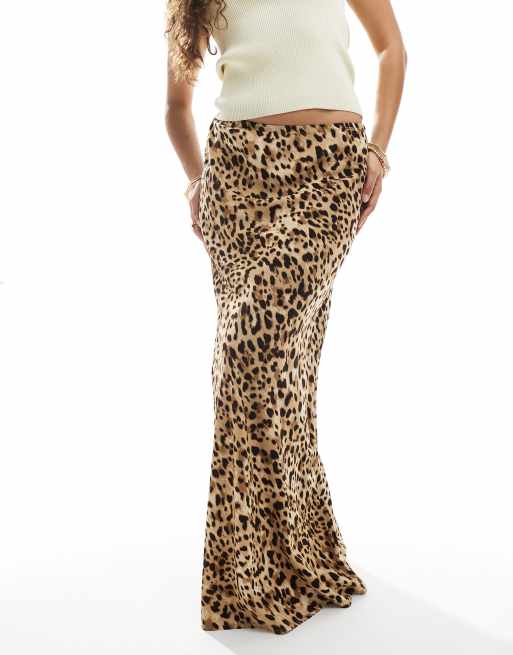 Miss Selfridge Petite - Spundet maxinederdel med dyreprint, 3 af 5