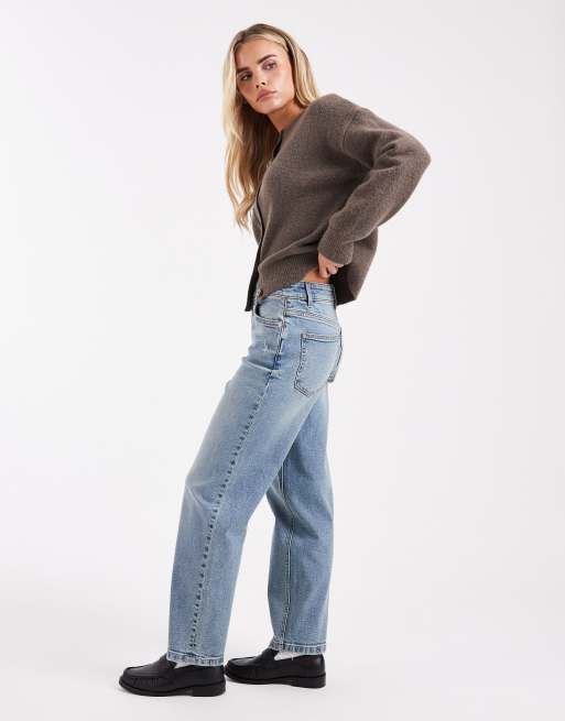 Miss Selfridge Petite straight leg jean in mid wash, 3 of 5