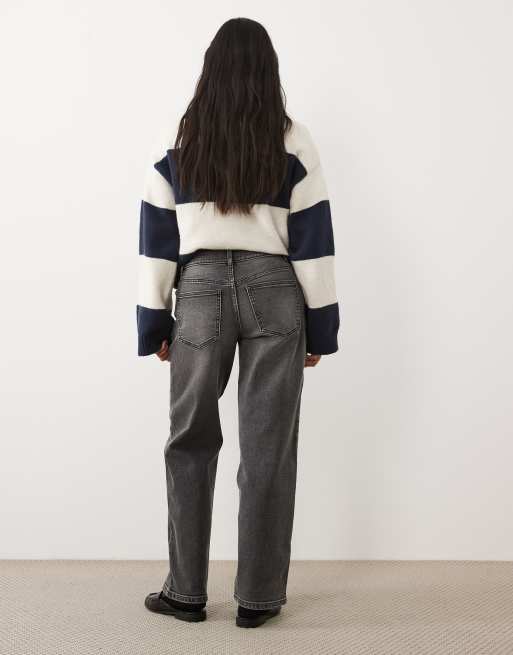 Miss Selfridge Petite straight leg jeans in charcoal, 2 of 5