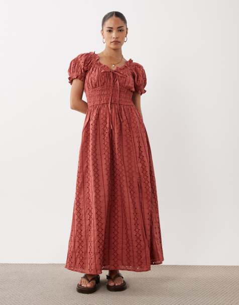 Miss Selfridge Petite sukienka maxi milkmaid z haftem w kolorze mauve - view 1