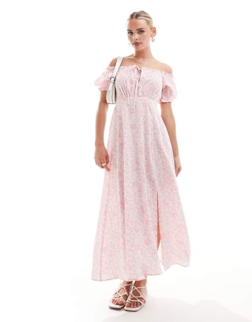 Miss Selfridge Petite – Sukienka maxi z dekoltem bardot i bufkami w różowy kwiatowy wzór