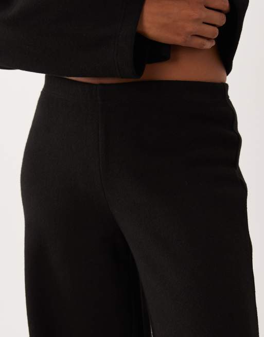Miss Selfridge Petite super soft trouser co-ord in black, 4 of 5