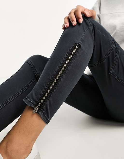 Miss Selfridge Petite – Svarta skinny cargojeans, 4 av 5