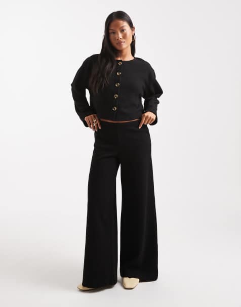 Miss Selfridge Petite – Svarta, supermjuka byxor, del av set - view 1