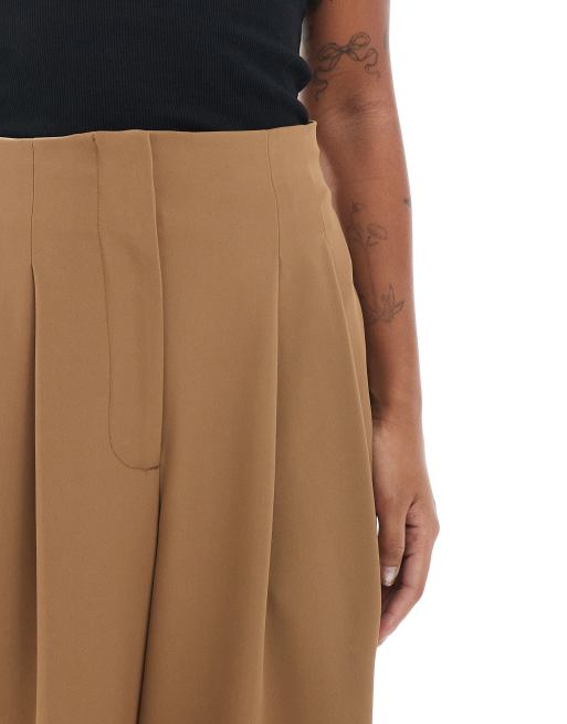 Miss Selfridge Petite tailored barrel leg trouser in tobacco, 5 of 5