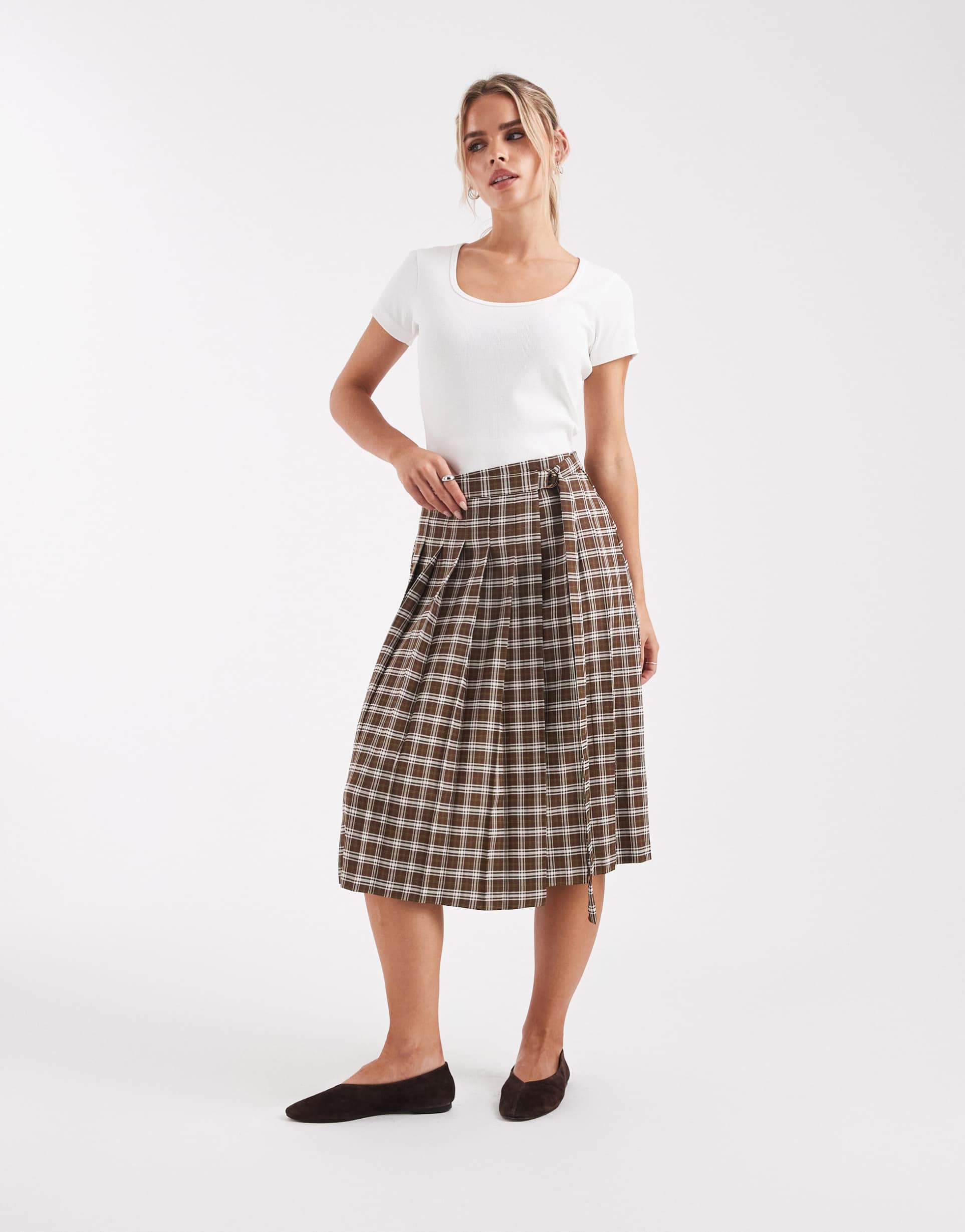 miss selfridge petite tailored pleated midi skirt in check