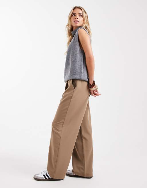 Miss Selfridge Petite tailored wide leg trouser in camel, 2 of 5