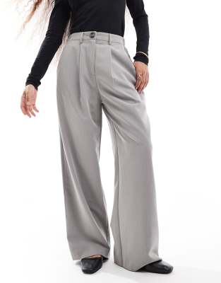 Miss Selfridge Petite tailored wide leg trouser in grey φωτογραφία