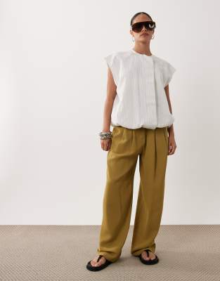 Miss Selfridge Petite Tailored Wide Leg Trouser In Green