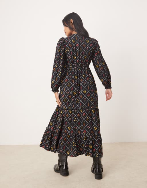Miss Selfridge Petite trimmed maxi dress in multi print, 3 of 4