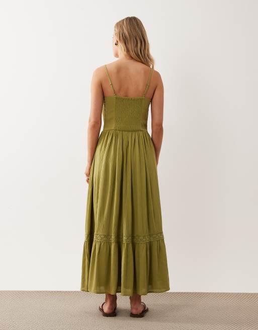Miss Selfridge Petite - Vestito lungo verde oliva con inserti in pizzo, 4 di 4