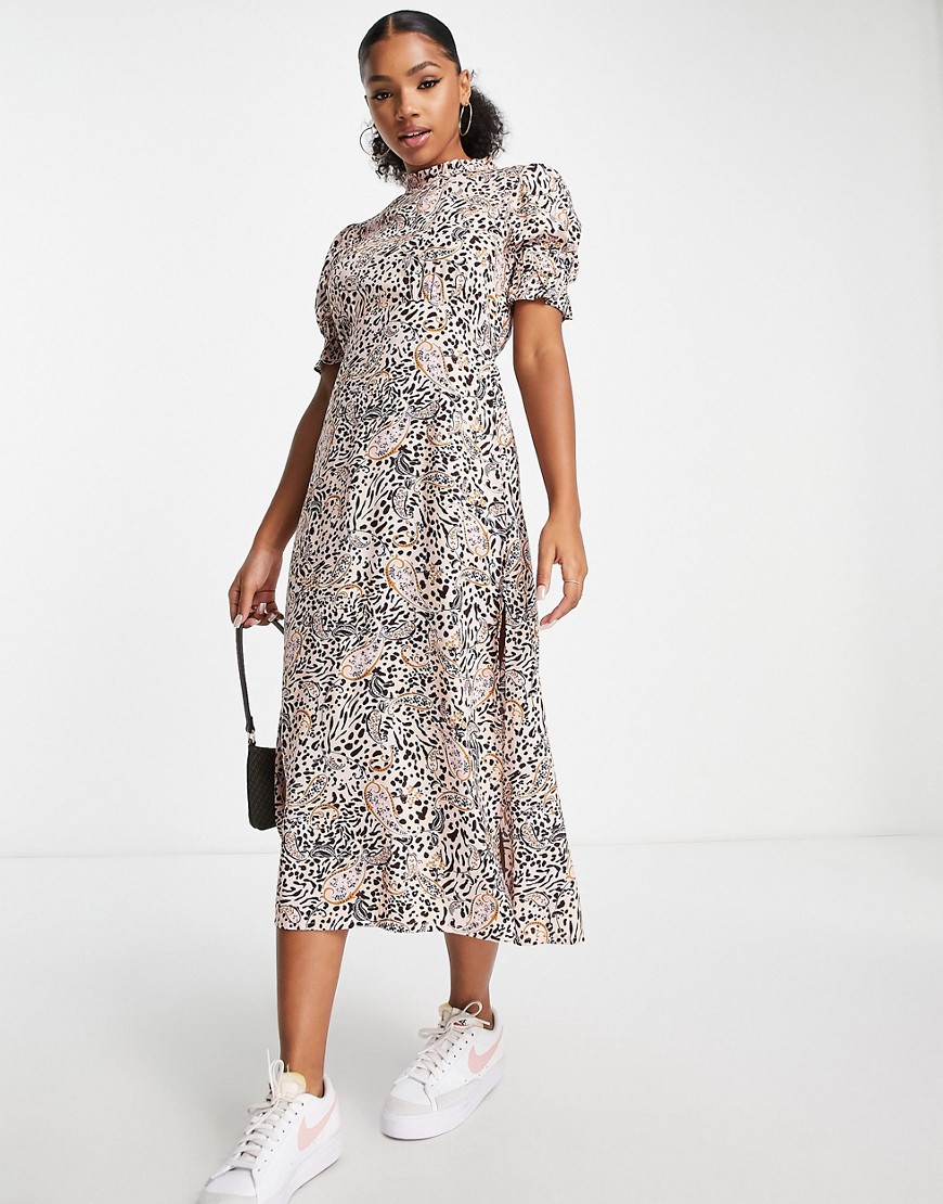 Miss Selfridge piecrust neck midi tea dress in paisley print-Multi