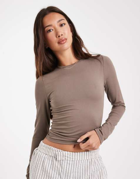 Miss Selfridge – Pieczarkowy profilowany T-shirt z długimi rękawami - view 1