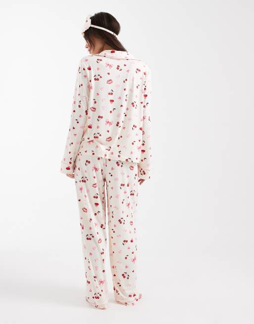 Miss Selfridge - Pigiama morbidissimo con motivo misto con ciliegie e fiocchi, 2 di 4